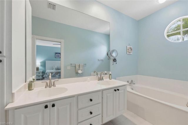 6076 Islandwalk BLVD, Naples, FL 34119