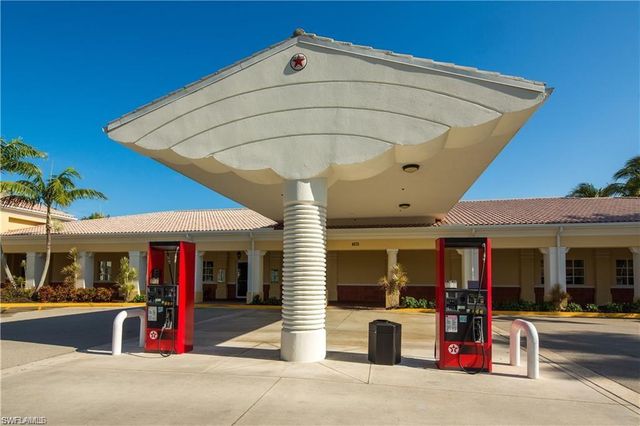 6076 Islandwalk BLVD, Naples, FL 34119