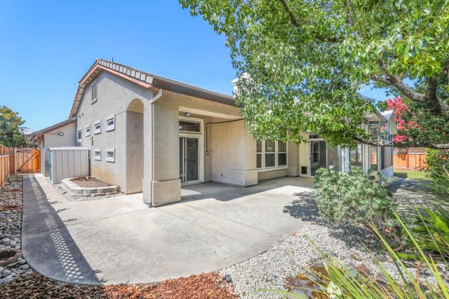 5034 Dragonfly Ln, Roseville, CA 95747