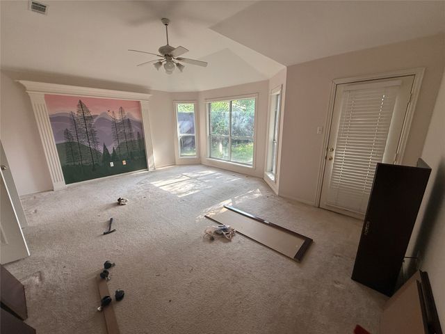 3607 Heatherbrook Drive, Arlington, TX 76001
