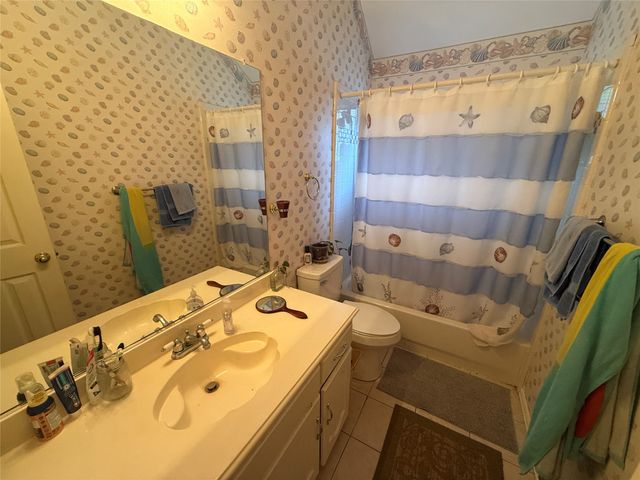 3607 Heatherbrook Drive, Arlington, TX 76001