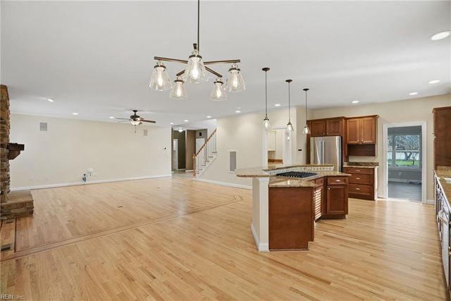 904 Corrente LN, Virginia Beach, VA 23456