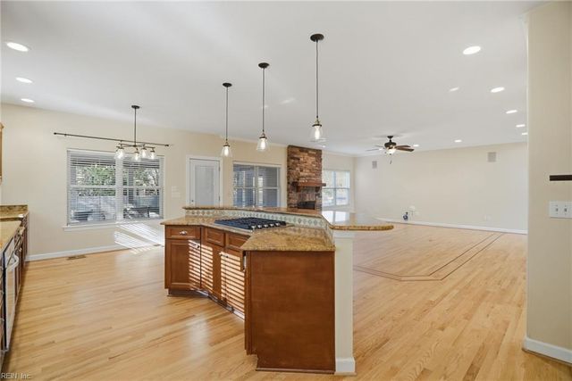 904 Corrente LN, Virginia Beach, VA 23456