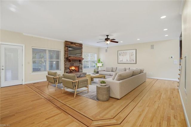 904 Corrente LN, Virginia Beach, VA 23456