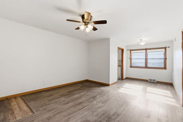 201 W Kinkaid St, Wichita, KS 67213