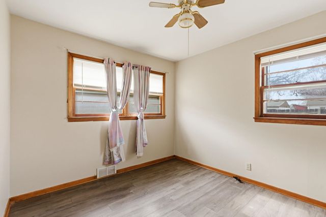 201 W Kinkaid St, Wichita, KS 67213