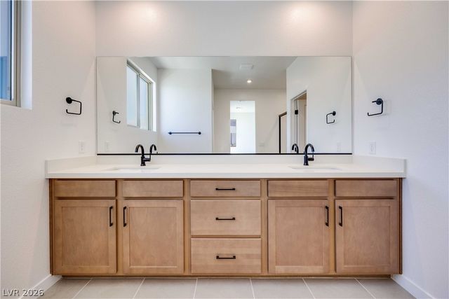 11952 Angle Cliff Avenue, Las Vegas, NV 89138