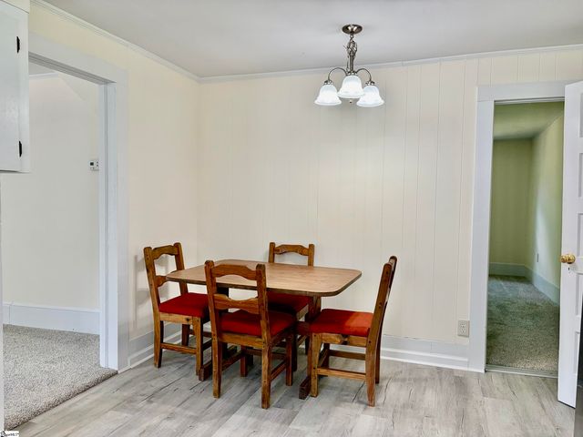 14 F Street, Inman, SC 29349