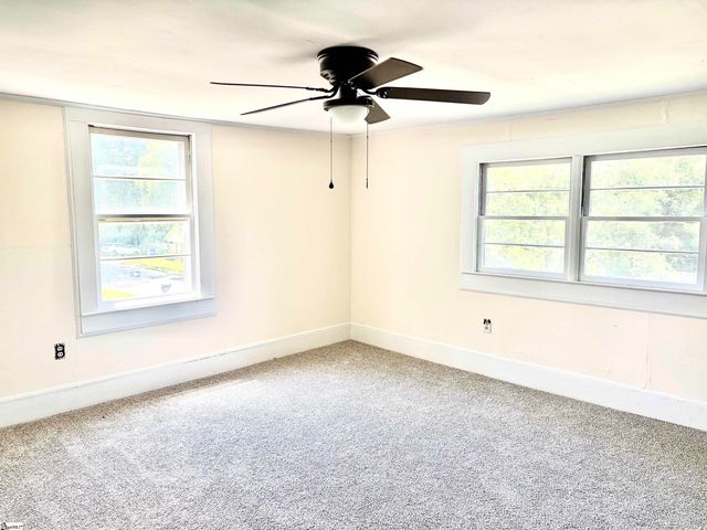 14 F Street, Inman, SC 29349