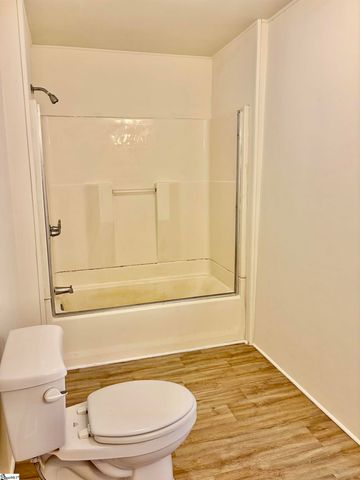 14 F Street, Inman, SC 29349