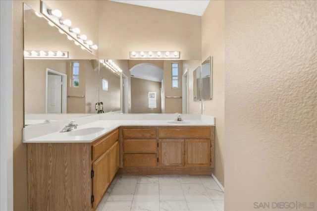 3143 Lamar Ct, Spring Valley, CA 91977