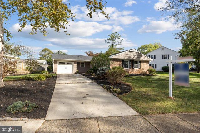 4133 POINT HOLLOW LN, Fairfax, VA 22033