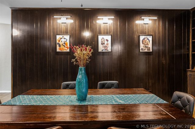 6023 S Irvington Avenue, Tulsa, OK 74135