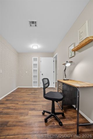 6023 S Irvington Avenue, Tulsa, OK 74135