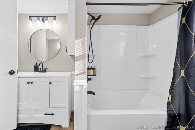 6023 S Irvington Avenue, Tulsa, OK 74135