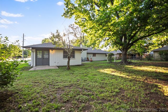 6023 S Irvington Avenue, Tulsa, OK 74135