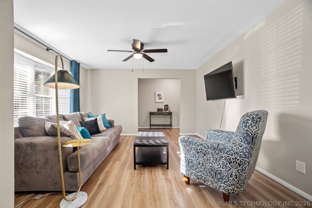 6023 S Irvington Avenue, Tulsa, OK 74135