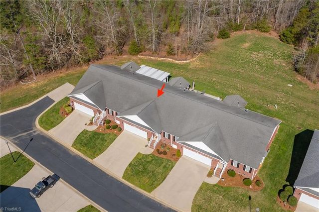 869 Easy Street, Asheboro, NC 27205