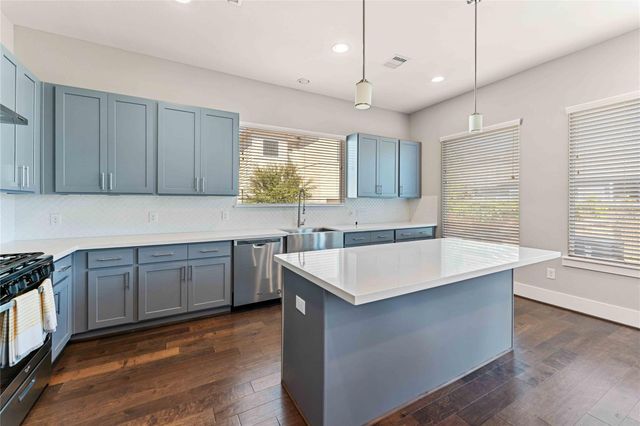 434 Yale Oaks Lane, Houston, TX 77091