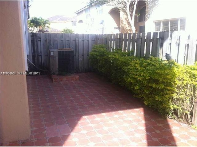 5507 NW 113th Ave, Doral, FL 33178