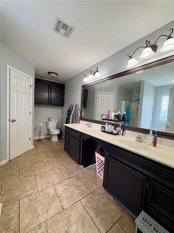 8321 Salsa Dr, Corpus Christi, TX 78414