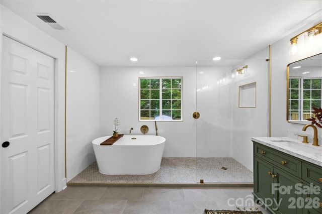 5903 Carpenter Drive, Charlotte, NC 28226