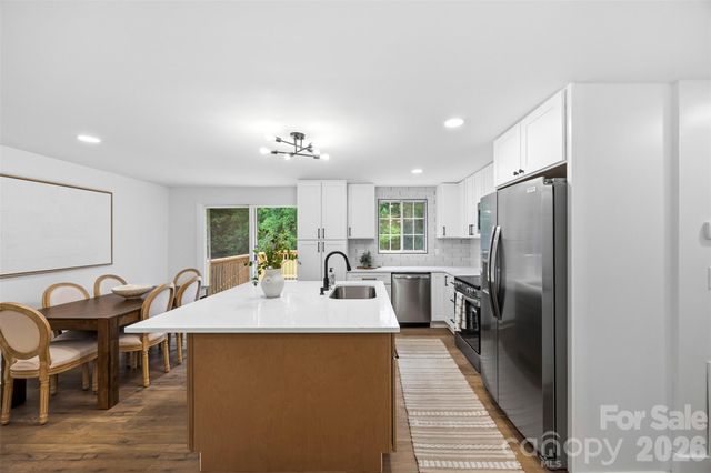 5903 Carpenter Drive, Charlotte, NC 28226