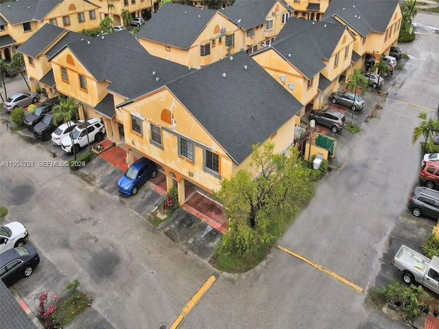 1465 SW 122nd Ave 1-19, Miami, FL 33184