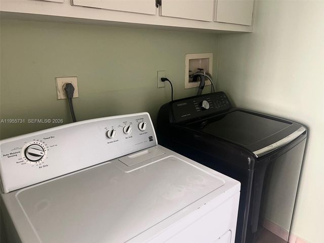 1465 SW 122nd Ave 1-19, Miami, FL 33184