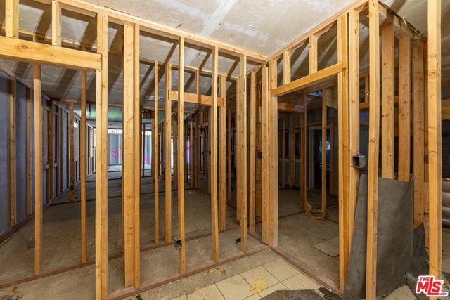 291 N Yale Street, Hemet, CA 92544