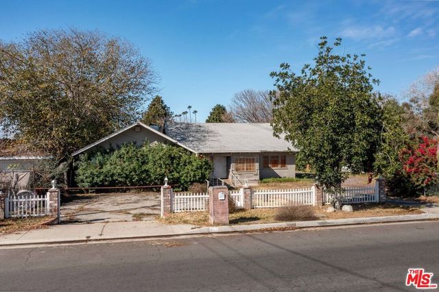 291 N Yale Street, Hemet, CA 92544