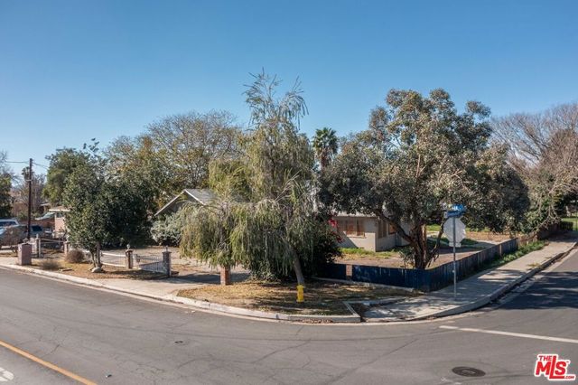 291 N Yale Street, Hemet, CA 92544