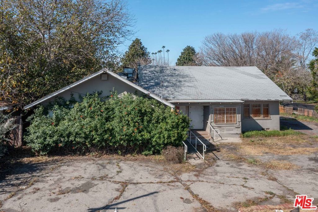 291 N Yale Street, Hemet, CA 92544