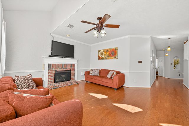 17410 Pikes Peek Court, Tomball, TX 77377