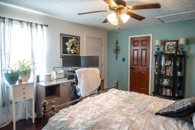 4710 Bradley Road, Huntington, WV 25704