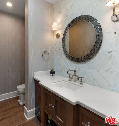 14806 Sutton Street, Sherman Oaks, CA 91403