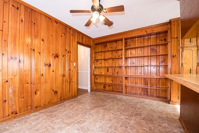 205 N Davis St, Columbia, AL 36319