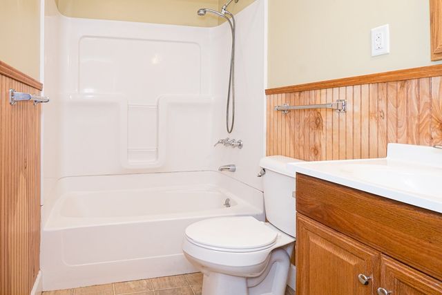 205 N Davis St, Columbia, AL 36319