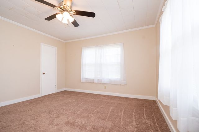 205 N Davis St, Columbia, AL 36319