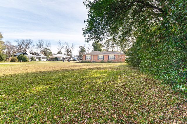 205 N Davis St, Columbia, AL 36319