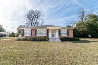 205 N Davis St, Columbia, AL 36319