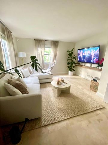 4600 SW 67th Ave 240, Miami, FL 33155