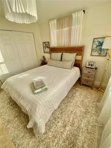 4600 SW 67th Ave 240, Miami, FL 33155