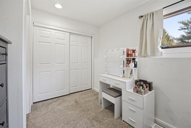 N1322 GREENWOOD ROAD, Greenville, WI 54942