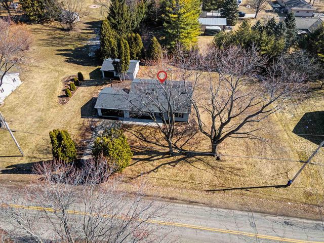 N1322 GREENWOOD ROAD, Greenville, WI 54942