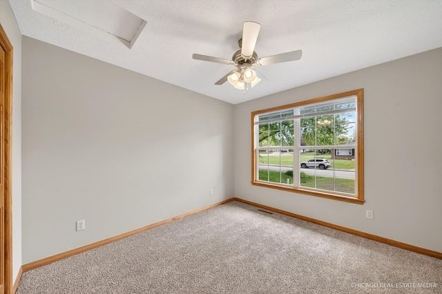 107 Edson Court, Poplar Grove, IL 61065