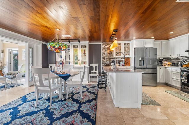 4 CASARENA COURT, Winter Haven, FL 33881