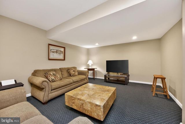 634 PANCOAST LN, Downingtown, PA 19335