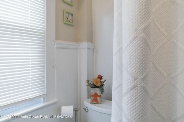 51 Seadrift Avenue, Highlands, NJ 07732