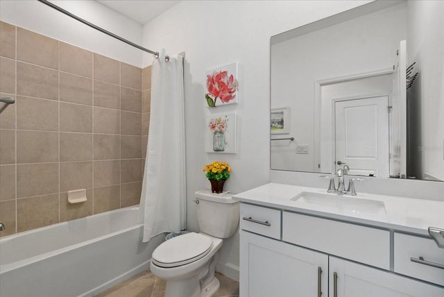 5220 BLUE CRUSH STREET, Bradenton, FL 34211